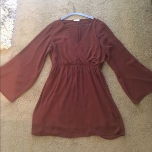 Flared sleeved dress