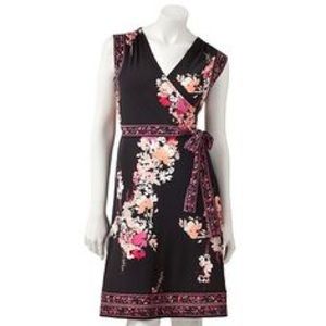 Beautiful floral Apt 9 wrap dress