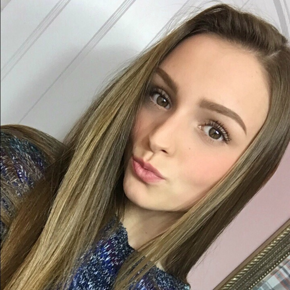 Meet your Posher, Haley