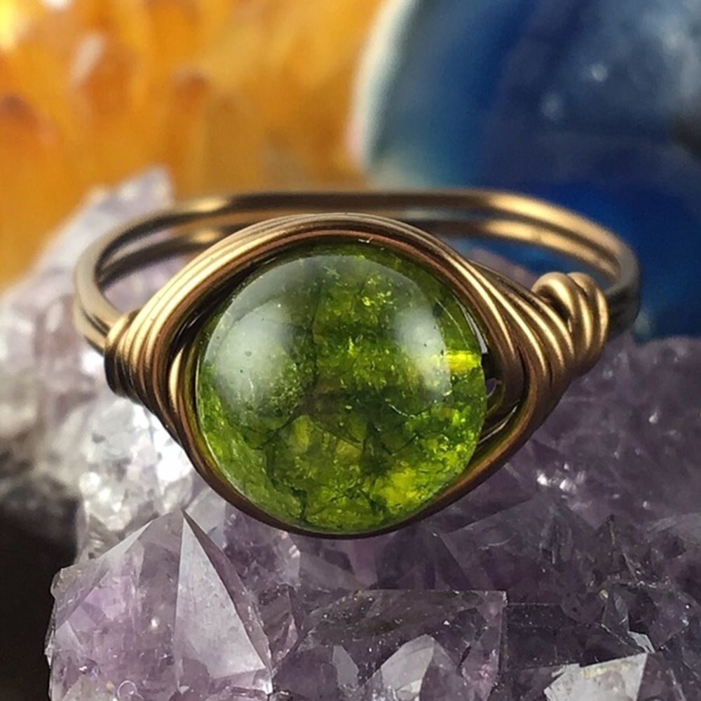 Peridot green crackle Quartz stone ring handmade