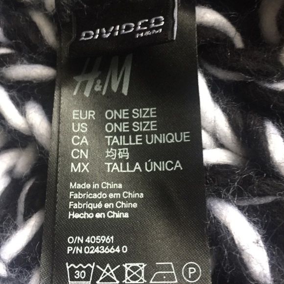 Very chunky warm scarf black and white - Picture 4 of 4