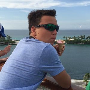 Meet your Posher, Colin