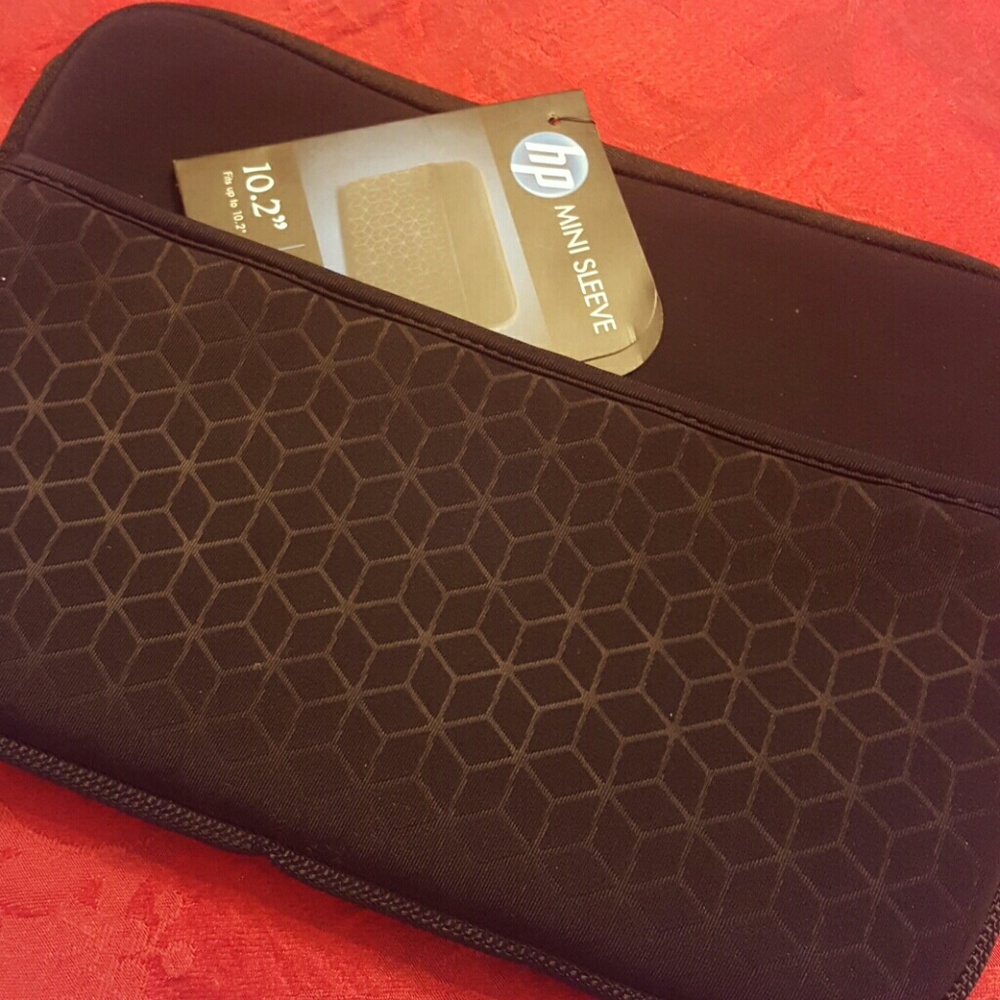 hp MINI SLEEVE Fits up to 10.2" Black NWT