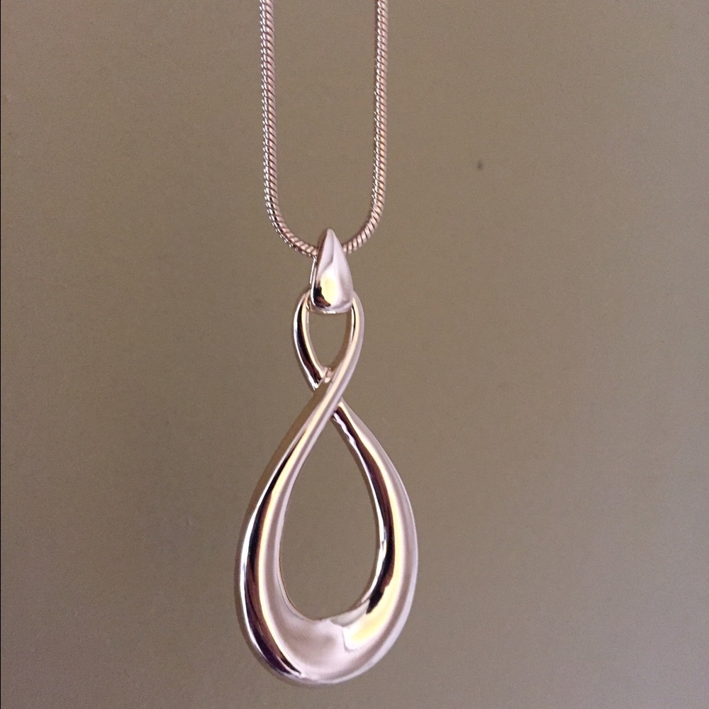 Costume Jewelry Necklace