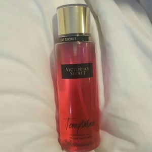 Victorias secret temptation spray
