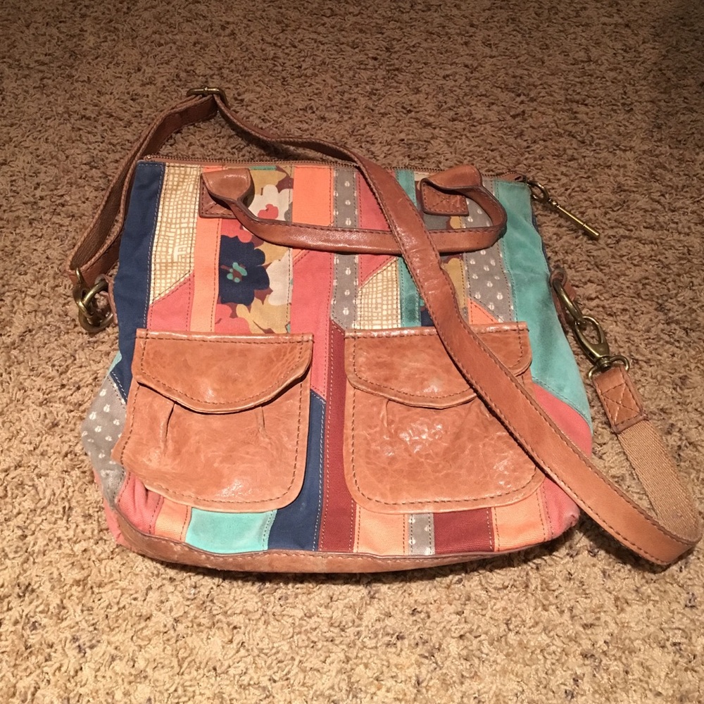 Fossil canvas/leather crossbody Purse