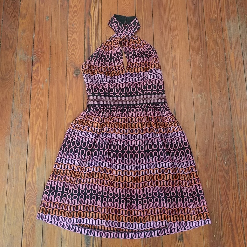 Vguc Trina Turk twist neck halter dress