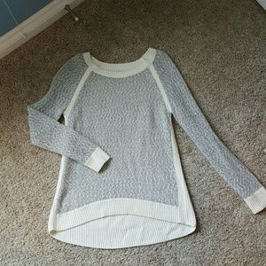 EUC Ann Taylor Loft sweater size M