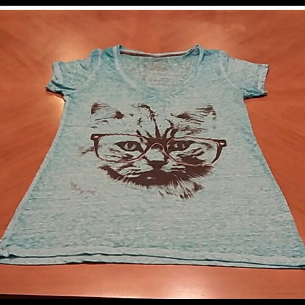 Graphic tee