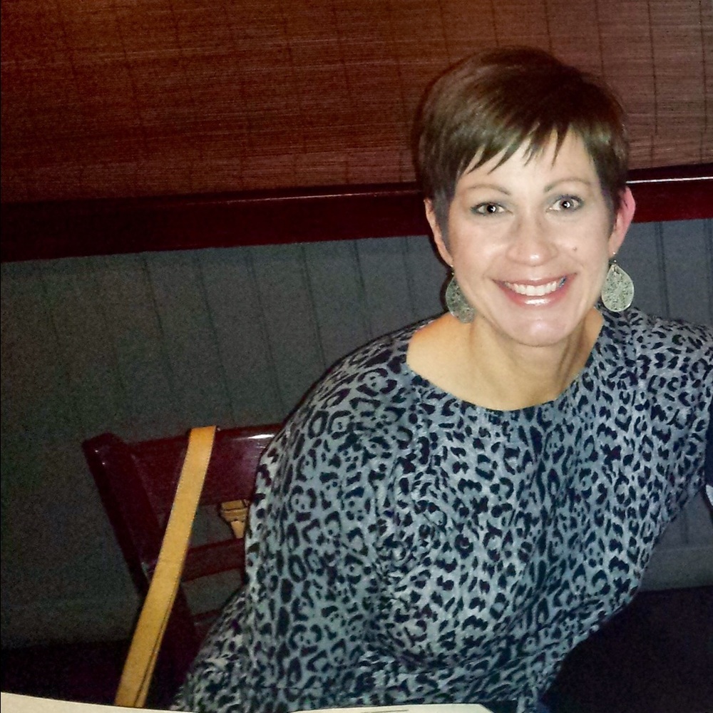 Meet your Posher, Julie