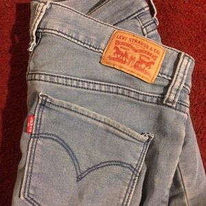 Levi's Jeans (15% Off Bundles)