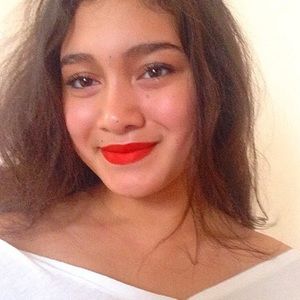 Meet your Posher, Amina