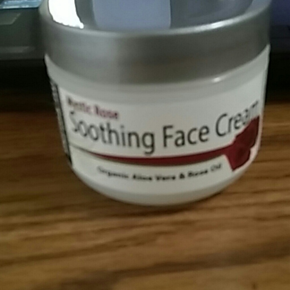 BRAND NEW Soothing Face Cream