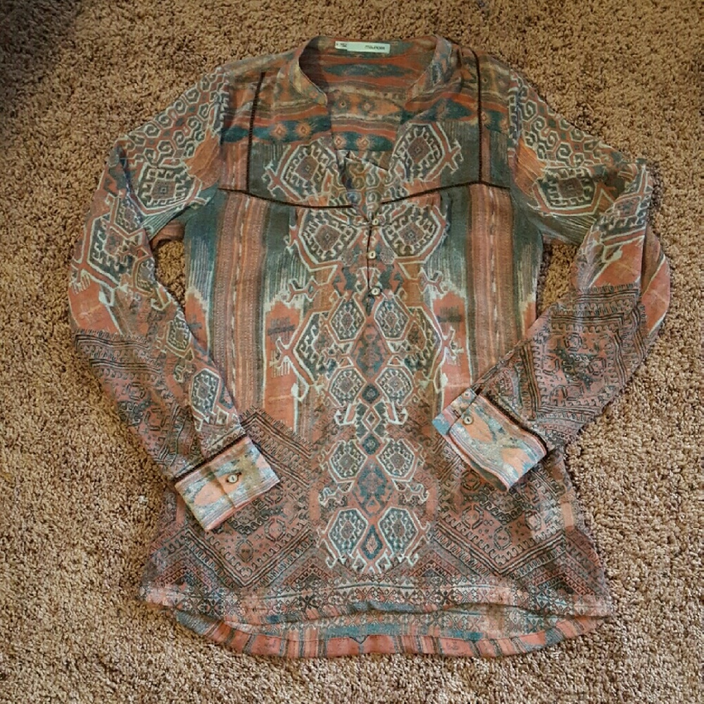 Aztec printed chiffon blouse!