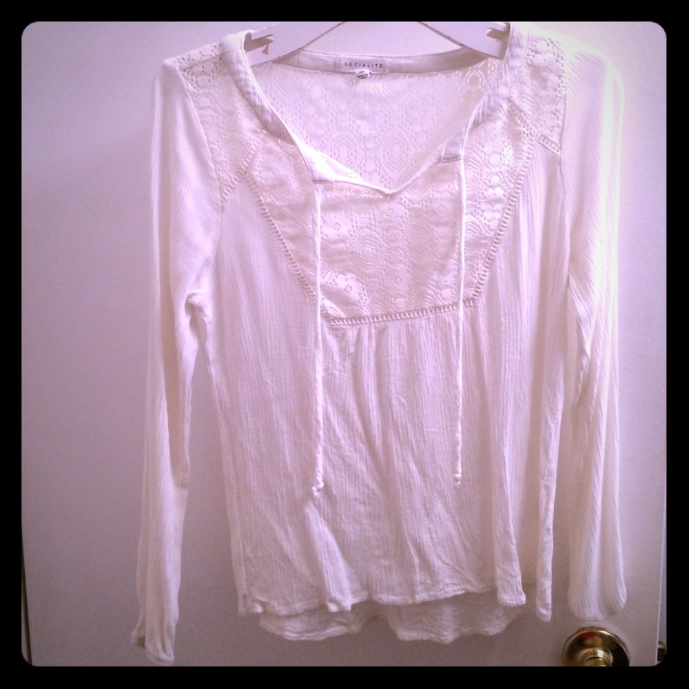 White long sleeve tunic