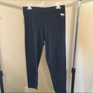 ❌SOLD on Merc❌Victoria Secret Black Leggings