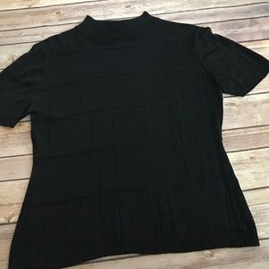 Closing shop 🚫 Cable and Gauge Silk Top