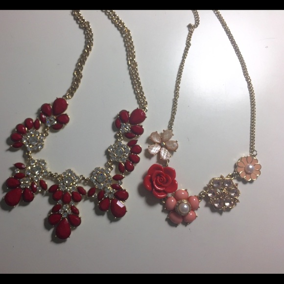 Lauren Conrad Statement necklaces - Picture 1 of 3