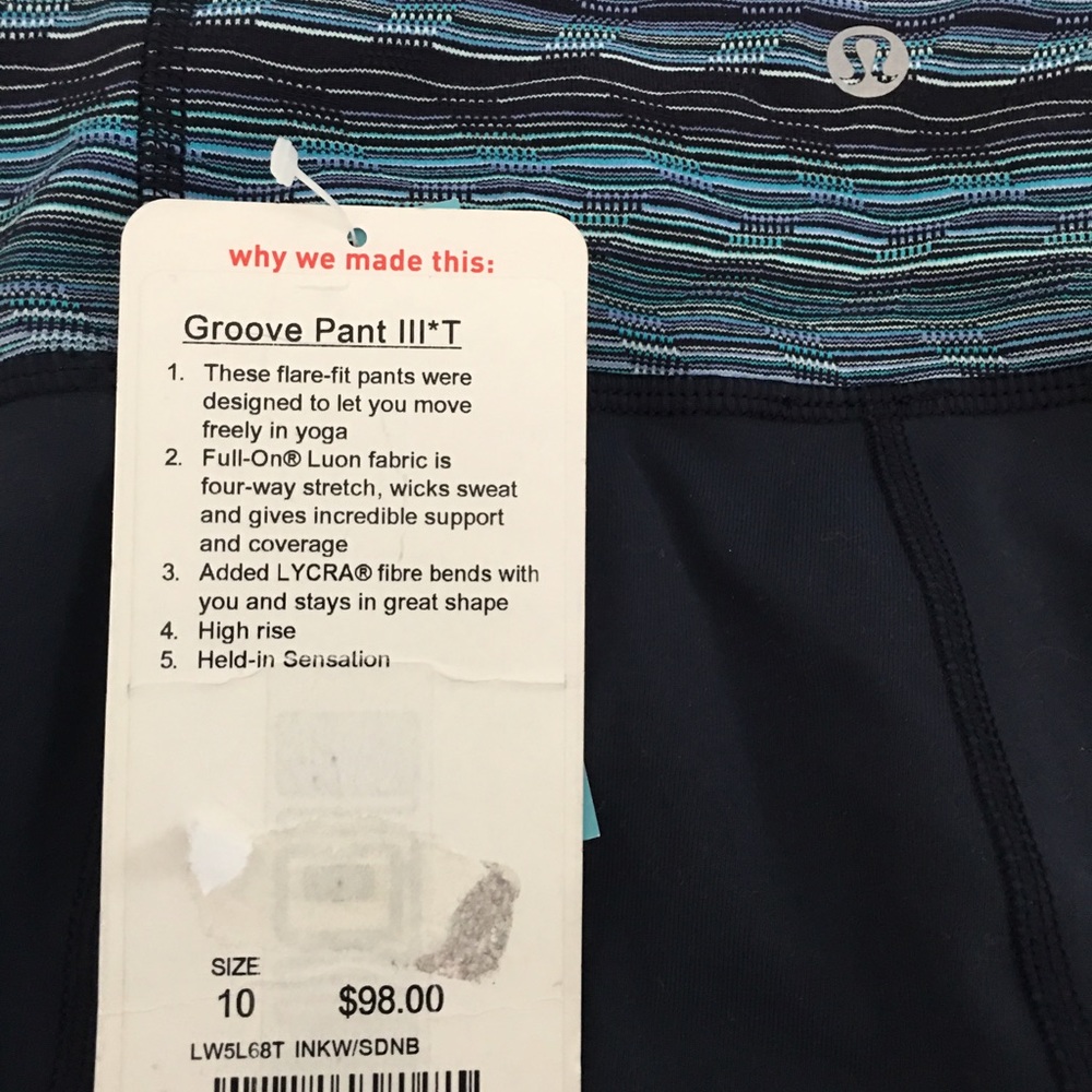 Lululemon Navy Groove III Tall NWT