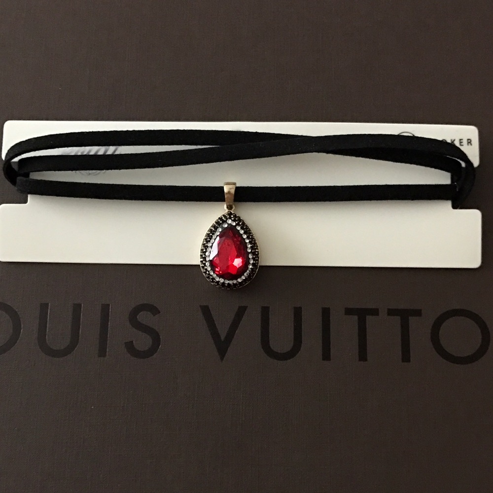Choker - Picture 2 of 2