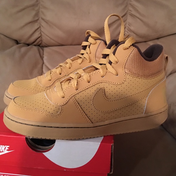 Nike Boys Sneaker - Picture 2 of 3