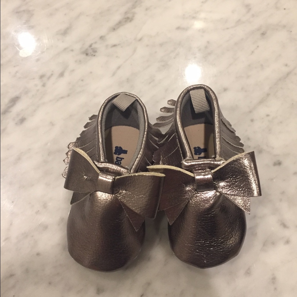Gap Metallic Bow Moccasins