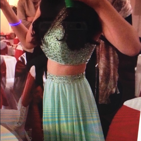 two piece mint prom dress - Picture 4 of 4