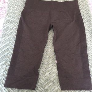 Seemlessly Street Crop by lululemon