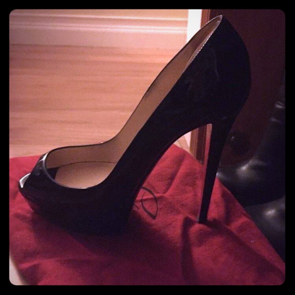 👠Christian Louboutin Black 140 Peep Toe authentic