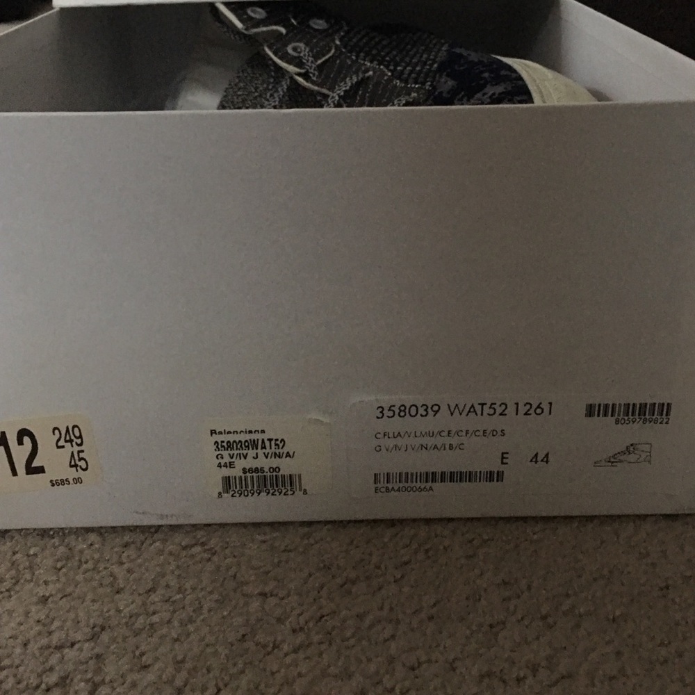 Balenciaga sneakers - Picture 3 of 3