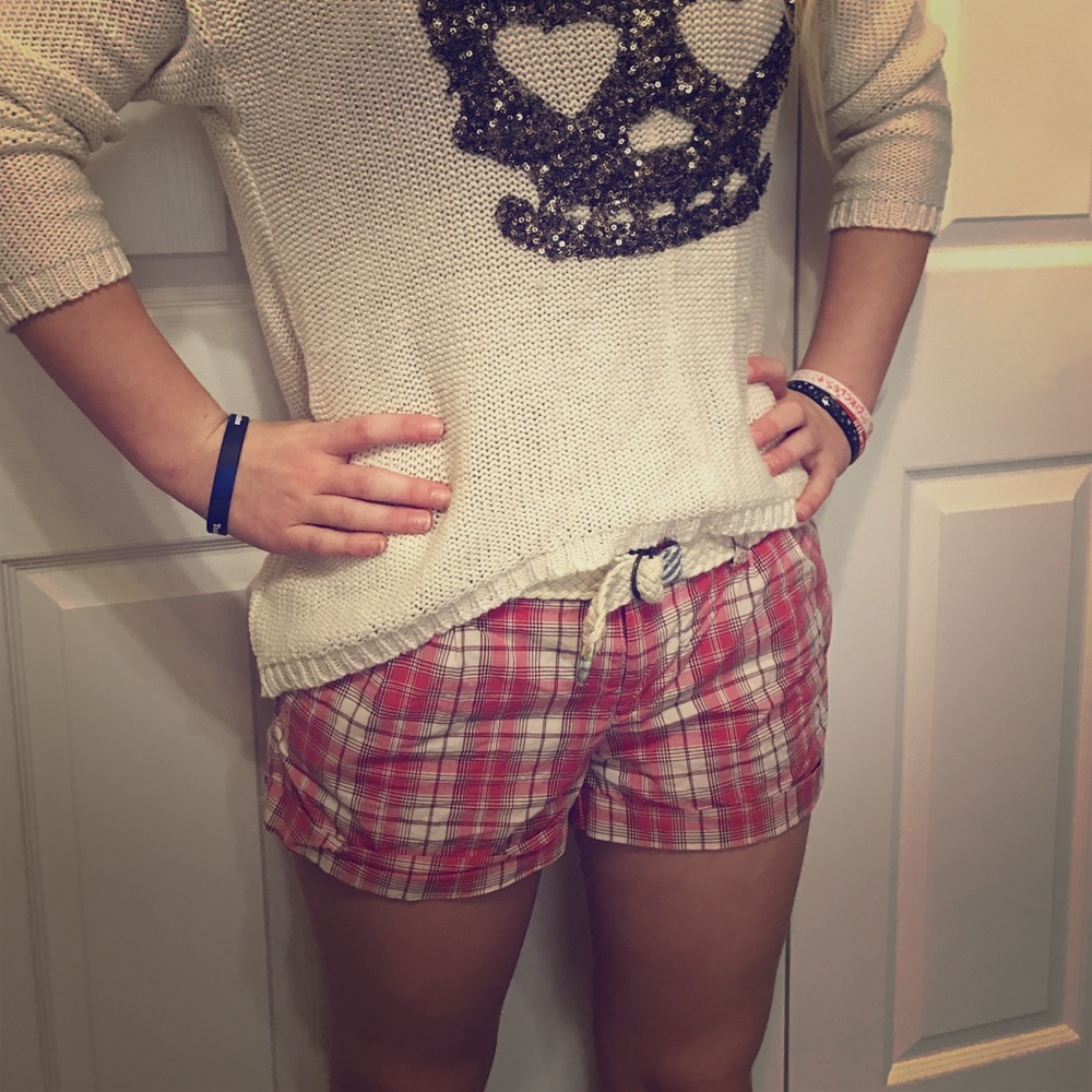American eagle plaid shorts with belt!