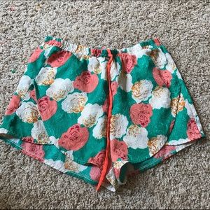 Jealous tomato shorts