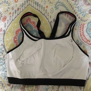 Champion sports bra size Large