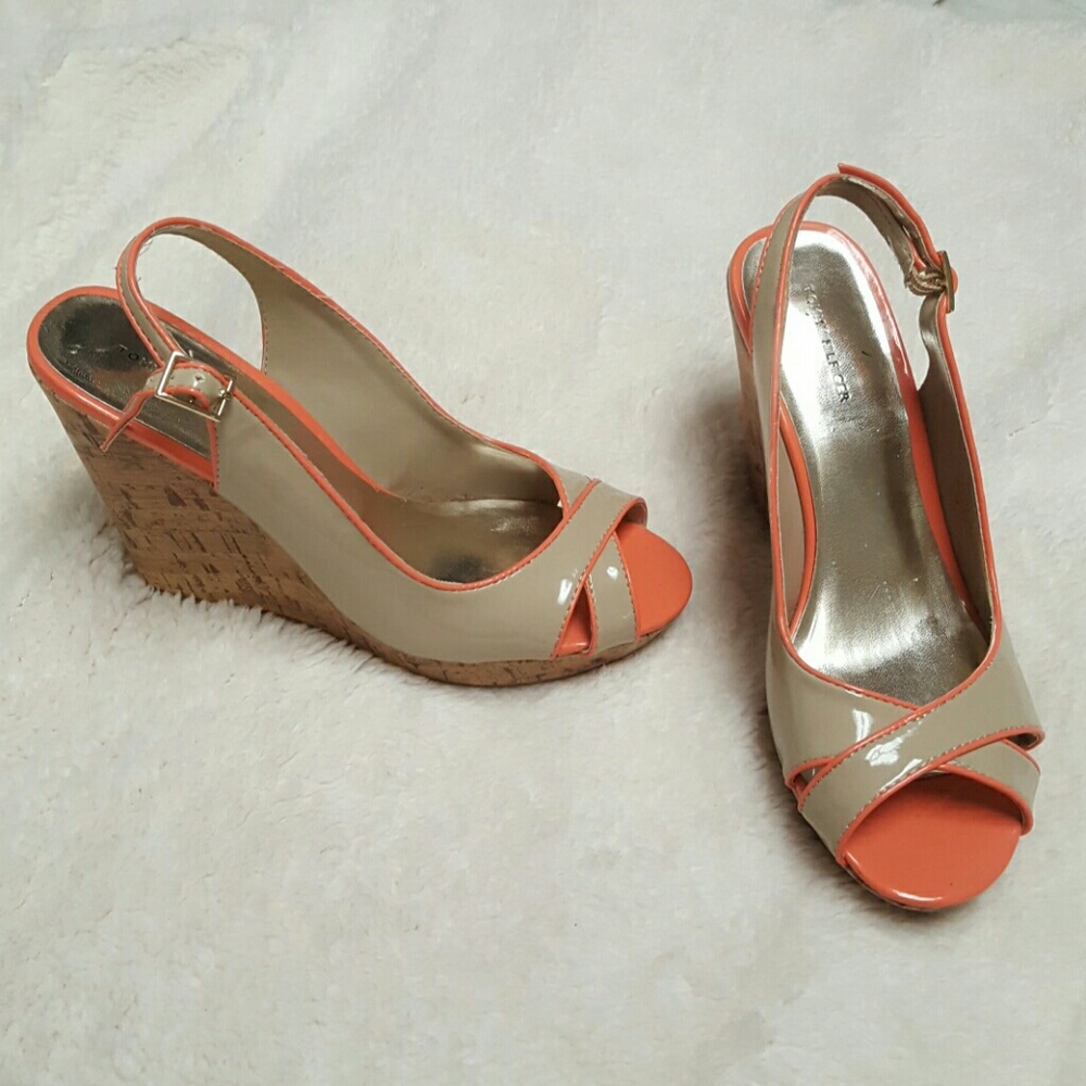 sold Tommy Hilfiger wedges!