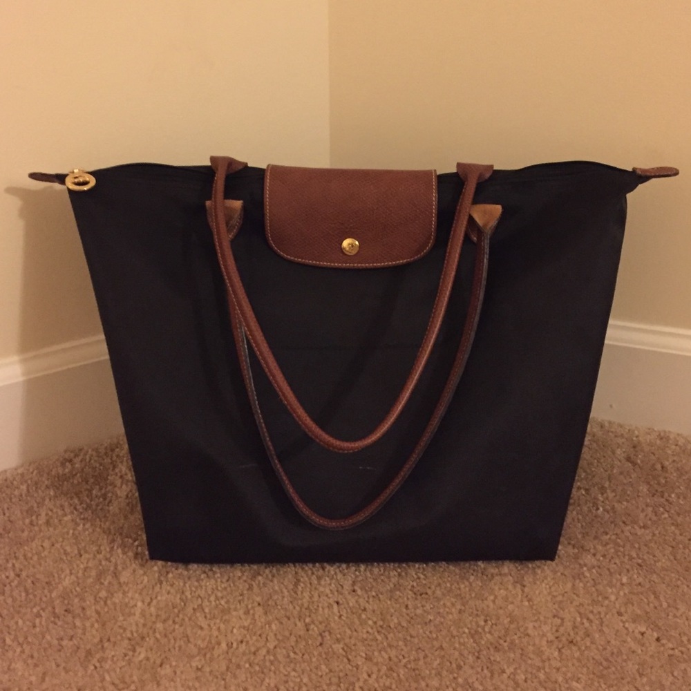 Black Longchamp bag