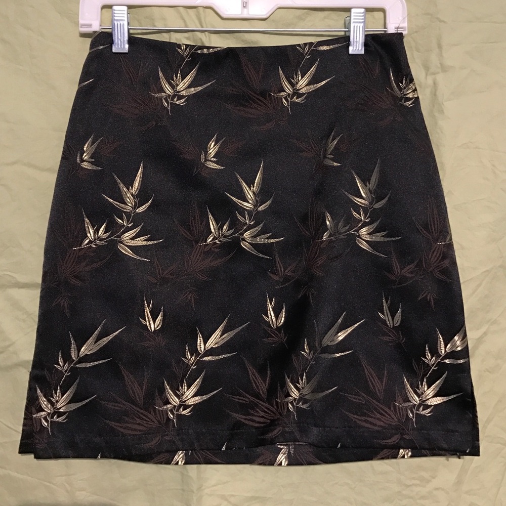 Gorgeous black skirt