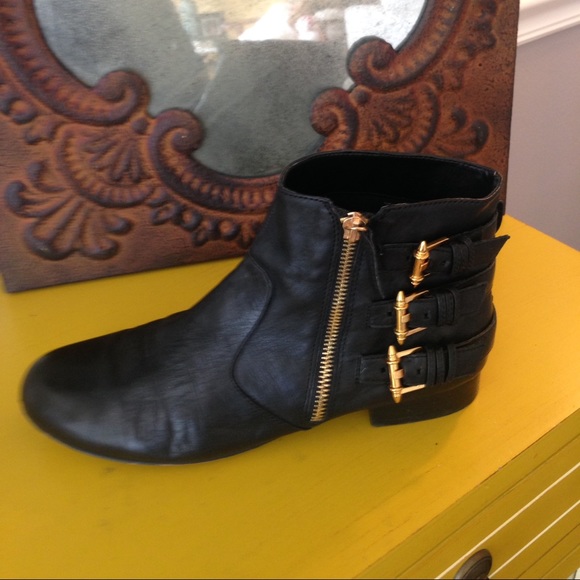 Dolce Vita Shoes - GREAT COND BLACK DOLCE VITA BOOTS SZ  9.5 BOX 25