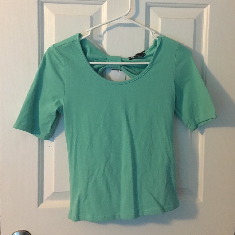 Mint colored crop