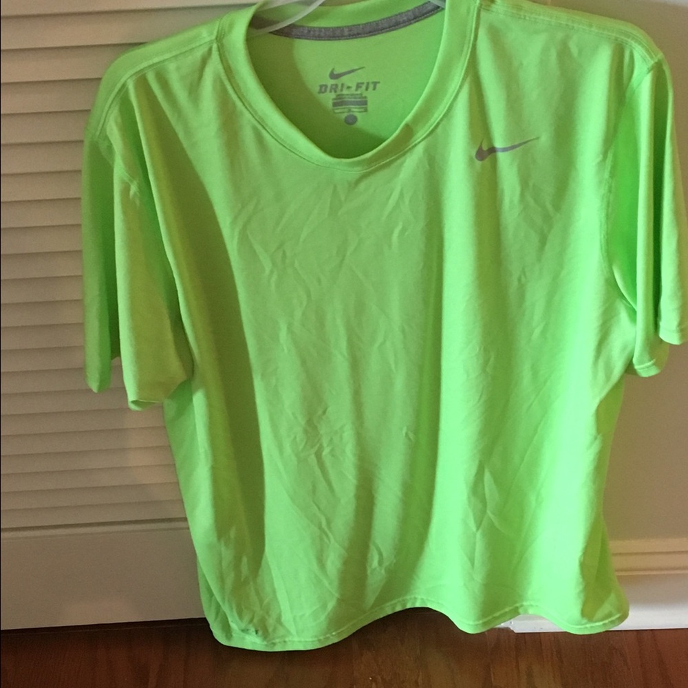 Nike t-shirt
