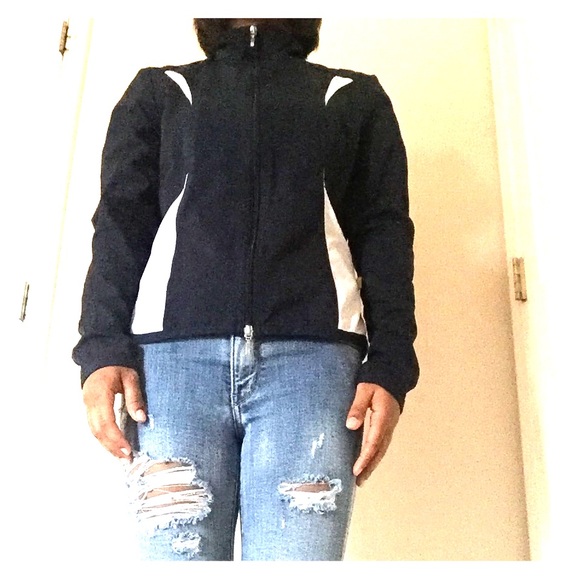 NIKE JACKET! - Picture 1 of 4