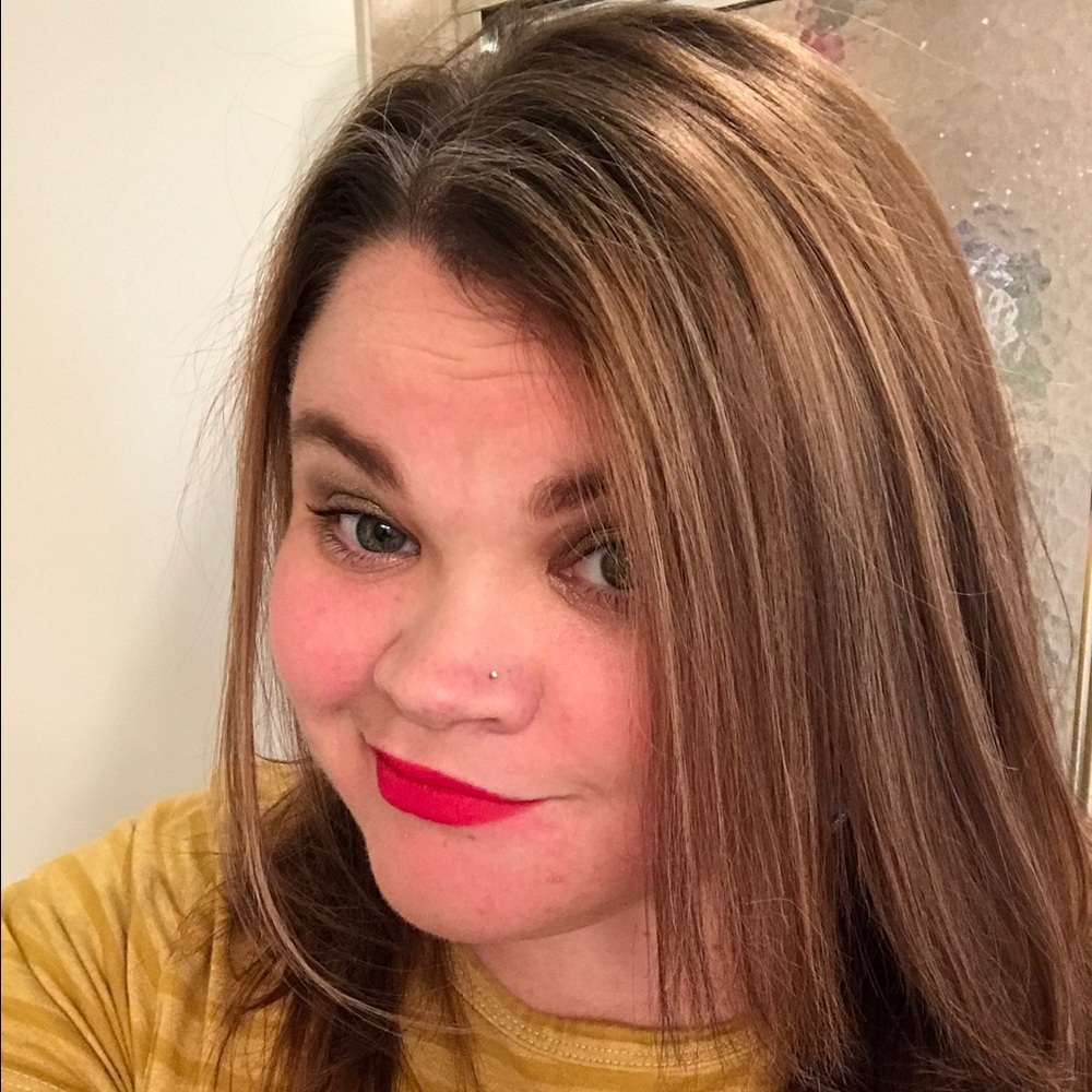 Meet your Posher, Allison