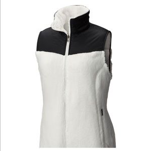 Columbia faux fur vest