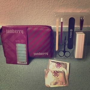 Brand New Jamberrry Application Kit w/ nail set