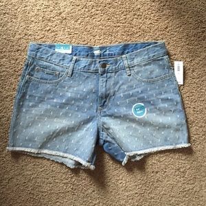 Sold to Style Encore! 🆕Textured Denim Shorts