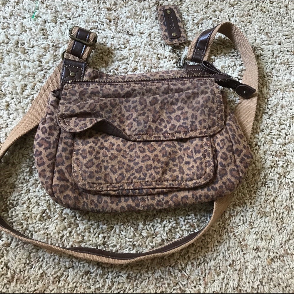 Relic crossbody bag