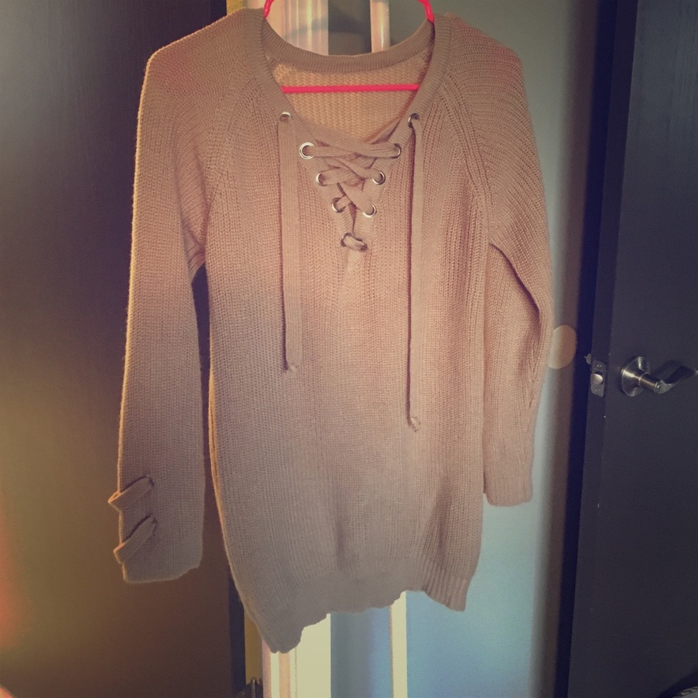 Lace up sweater - Small