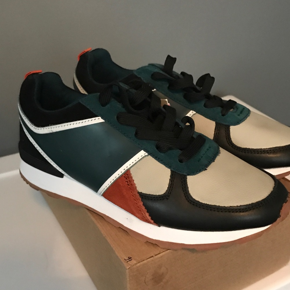 ZARA sneakers (size 6) BNWT