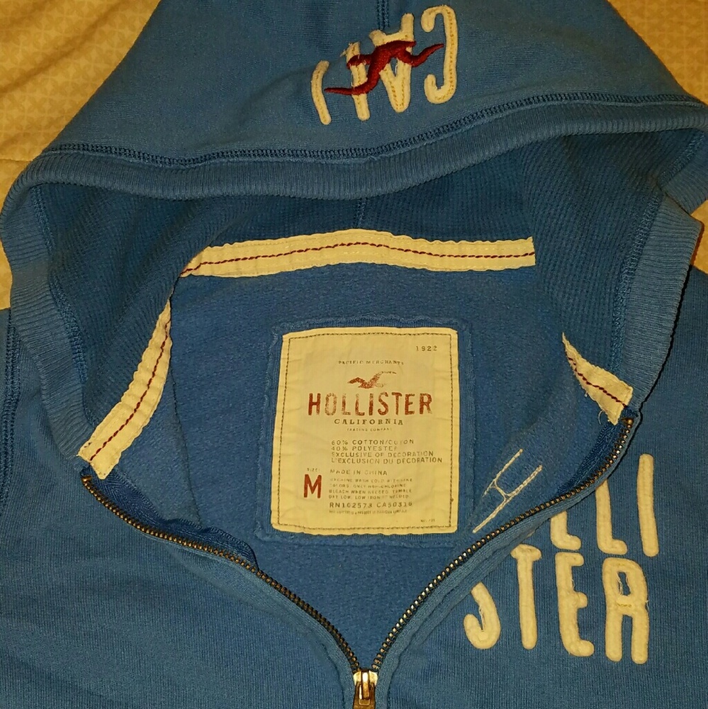 Beautiful sky blue Hollister zip hoodie medium - Picture 2 of 2