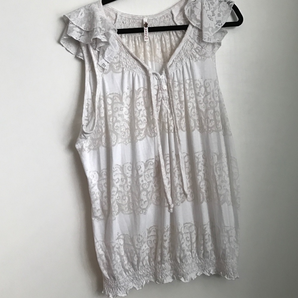 3x white and cream top