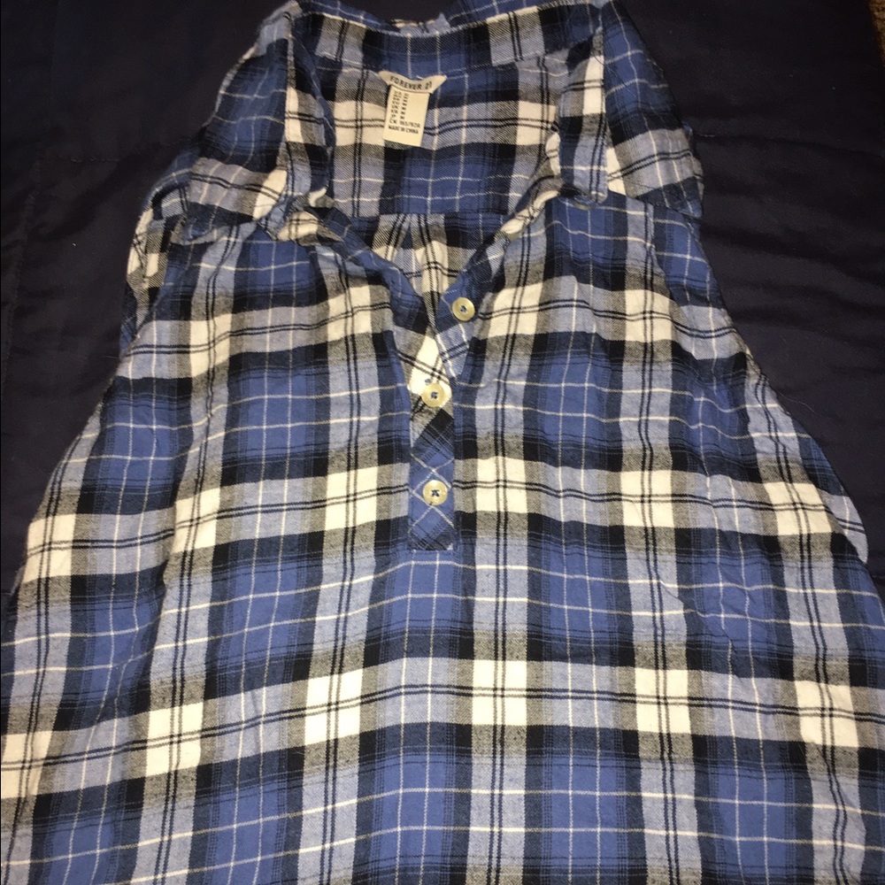 Button up, sleeveless flannel, size medium
